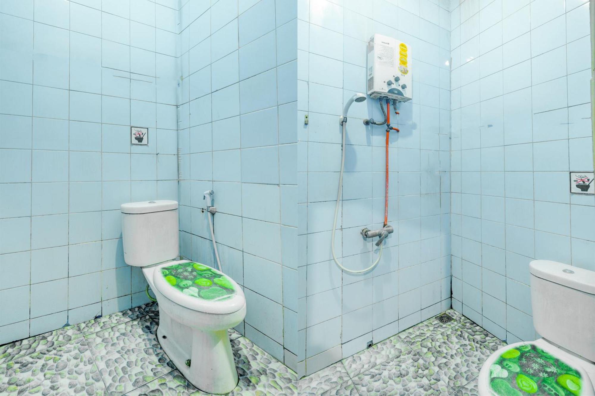 Oyo 93132 Modom Homestay Near Rs Islam Jakarta Pondok Kopi Ngoại thất bức ảnh
